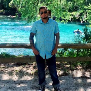 Meet your Posher, Arnulfo